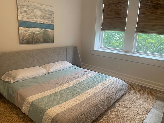 5th image of 712 Arendell St APT 2C