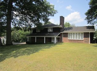 101 James St, West Leechburg, PA 15656