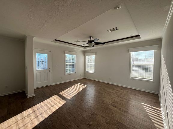 3rd image of 171 Eland Dr #171