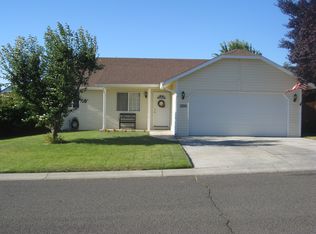 1200 W Home Ave, Selah, WA 98942
