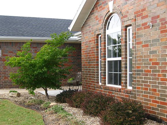 3rd image of 560 Firewood Dr