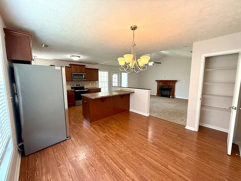 2513 Hunting Bow Dr — Photo 21