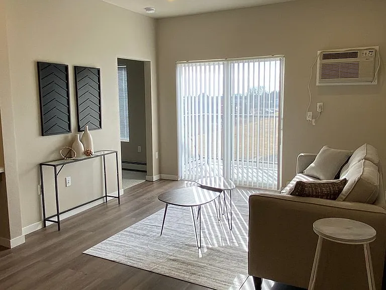 The Plains Apartments — Photo 32