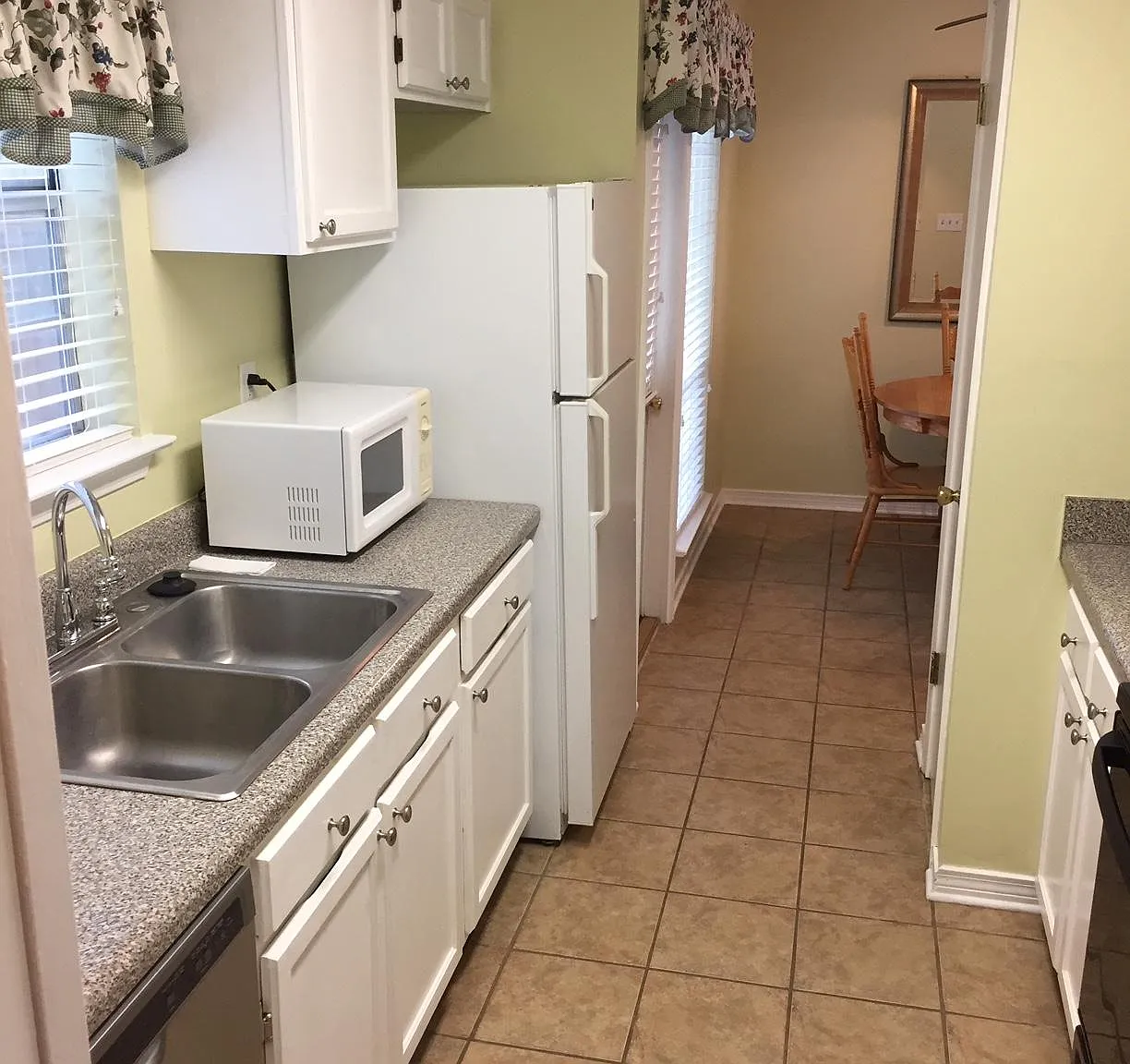 2 bed, 1205 sqft, $1,400 — Photo 4