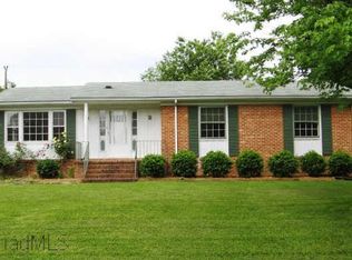 2514 Yow Rd, Greensboro, NC 27407