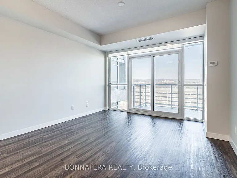 2081 Fairview St #803 — Photo 20