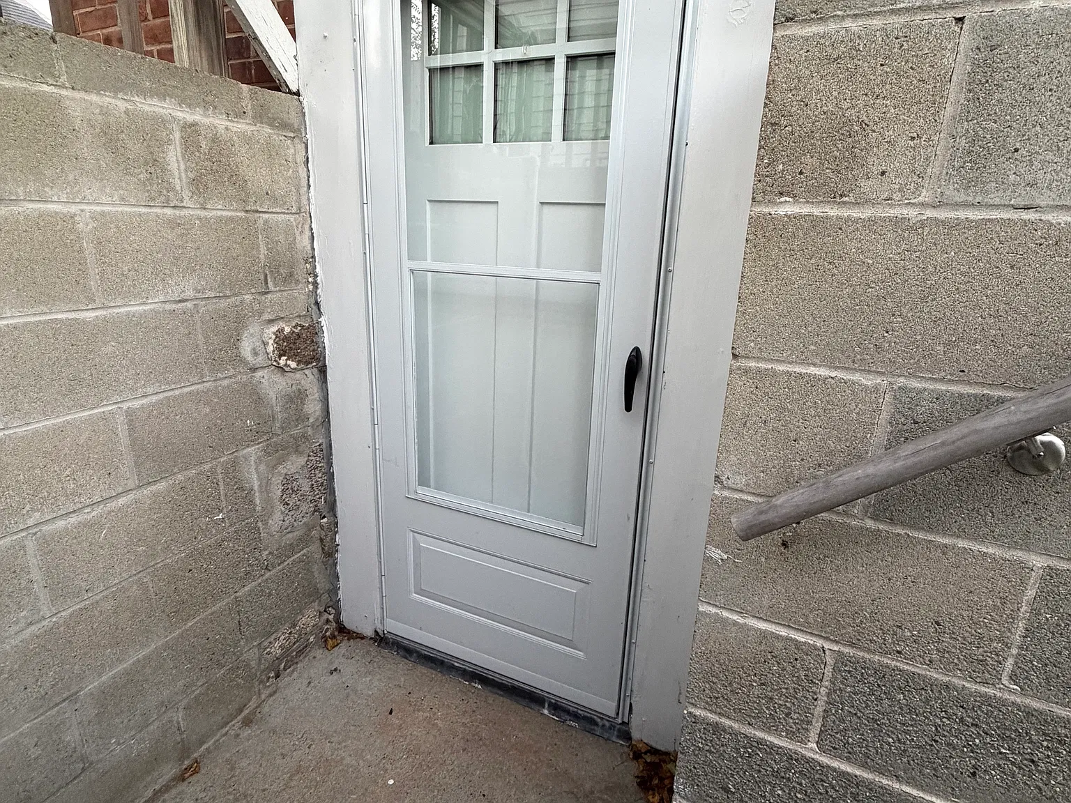 17 High School Rd — Photo 2