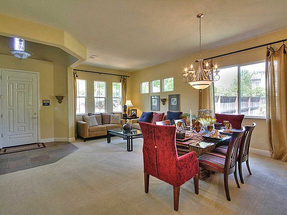 2nd image of 5040 Casina Pl