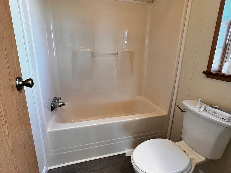 175 Barton Rd #4 — Photo 8
