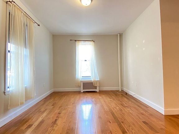 5th image of 60-15 Woodside Ave #3CC