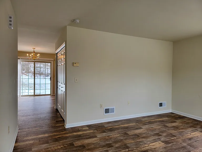 542 Indian Rock Cir — Photo 13
