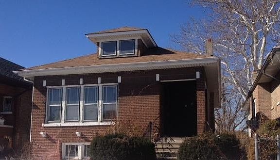 4th image of 1228 N Waller Ave #1