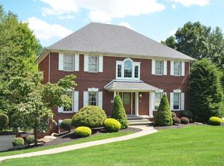 152 Radcliff Dr, Aliquippa, PA 15001