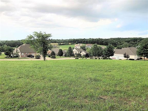 3rd image of 940 Cobblestone Dr