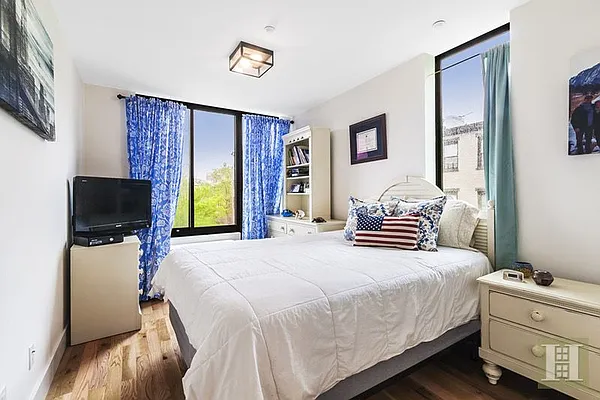 Rented by Halstead Real Estate | media 16