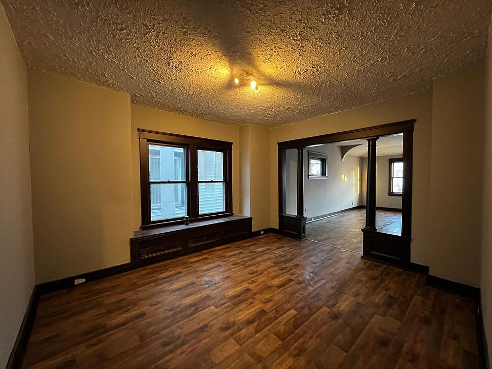 1st image of 3800 Poe Ave #1