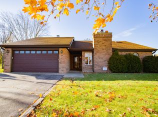 1030 N Park Ave, Palatine, IL 60067