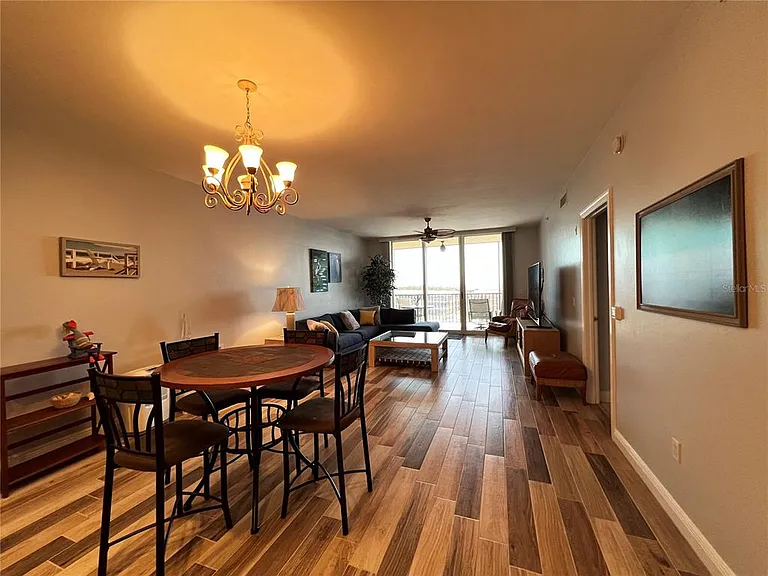 3313 Sunset Key Cir #404 — Photo 12