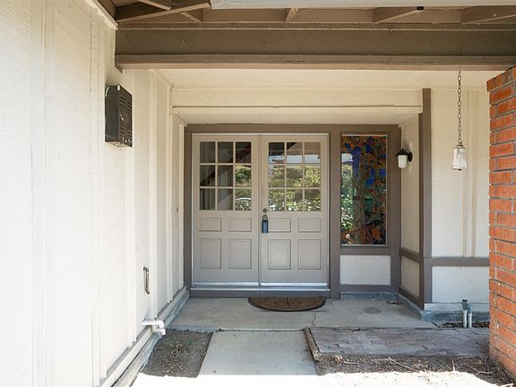 4th image of 1348 Shea Terrace