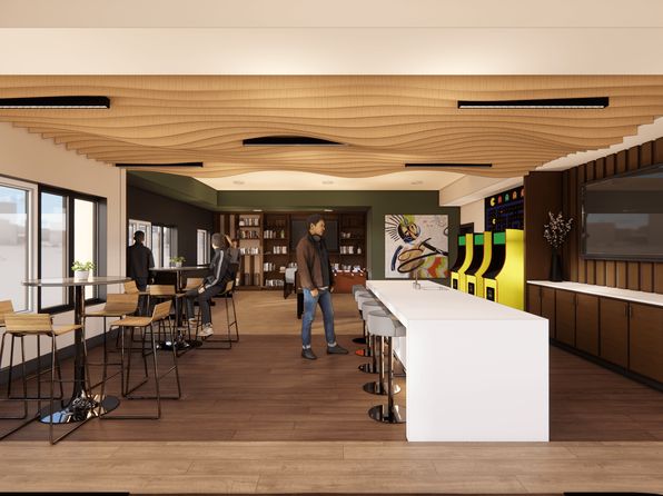 4001 198th St SW #418