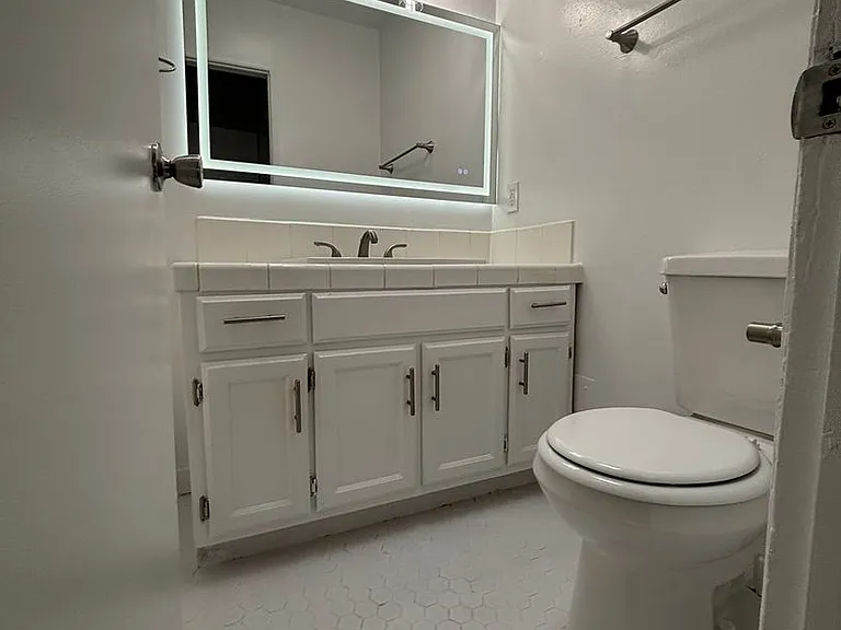 817 S. St. Andrews Pl — Photo 29