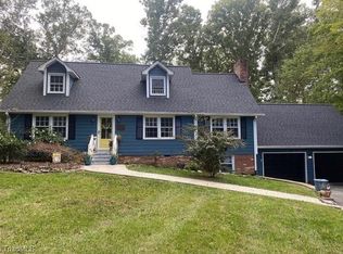 200 Brookberry Rd, Mount Airy, NC 27030