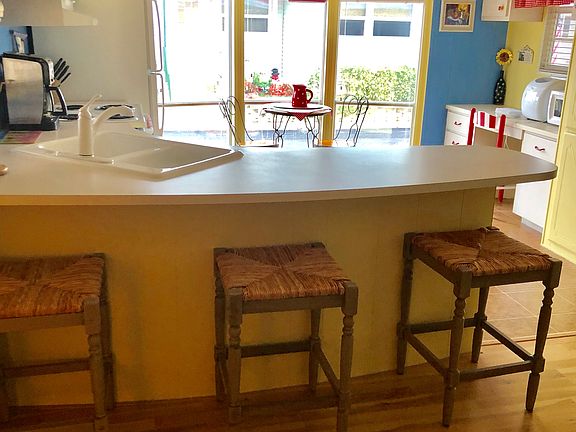 Snack Bar