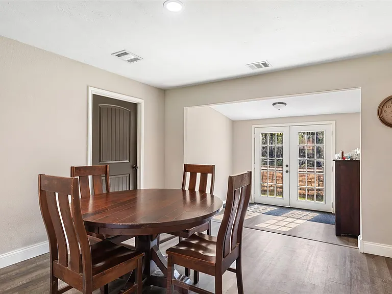 218 Waterfall Dr — Photo 17