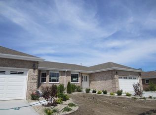 1022 Freedom N, Crown Point, IN 46307