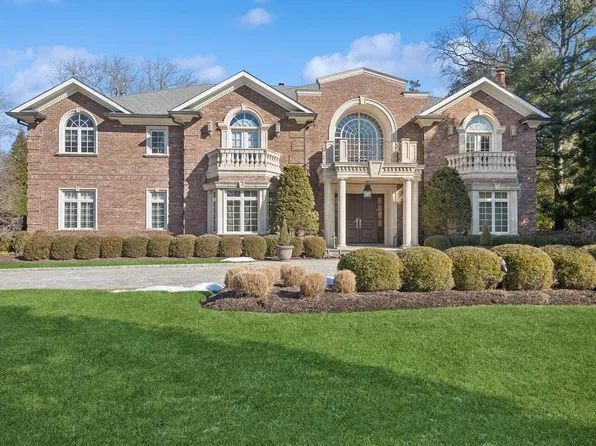 168 Noye Lane, Woodsburgh, NY 11598