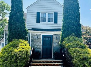 15 Trivett Ave S, Springfield, NJ 07081