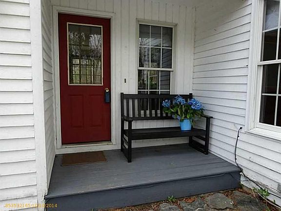 2nd image of 1220 Essex St