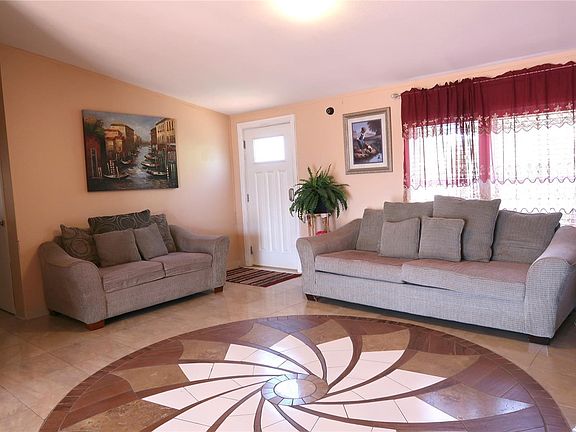 4th image of 2580 W Wesley Ave Unit D
