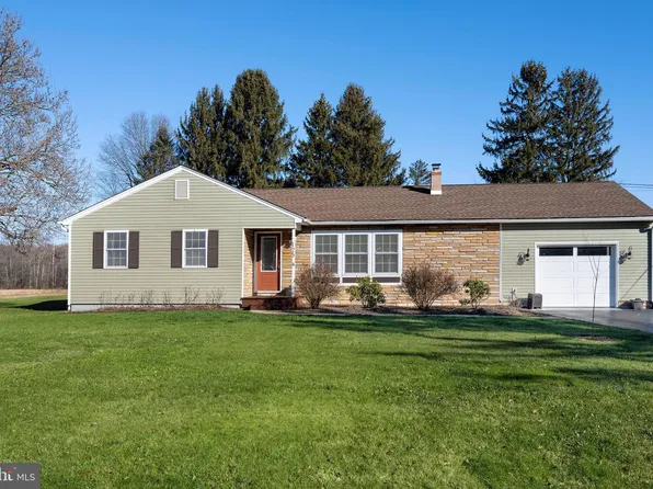 125 Voelbel Rd, Hightstown, NJ 08520