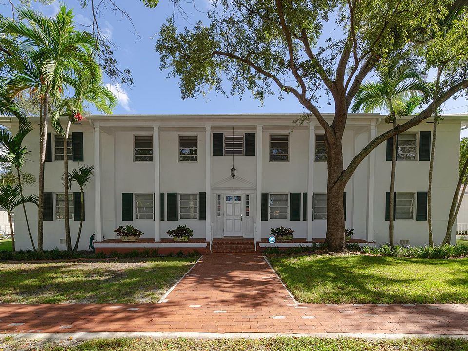 444 Malaga Ave