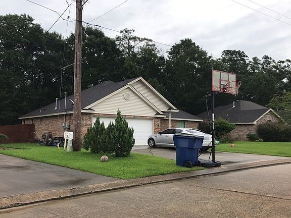 5th image of 117 Willow Bend Dr