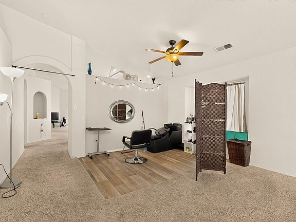 5th image of 369 Whispering Meadows Dr NE