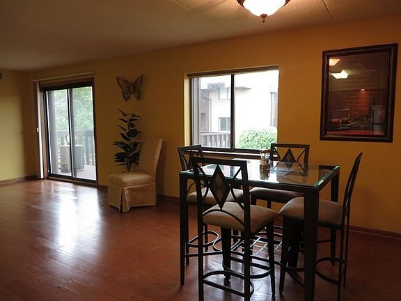 3rd image of 103 Caterpillar Dr APT 2C