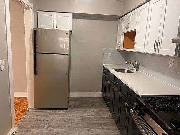 3rd image of 394 Park Ave APT A1
