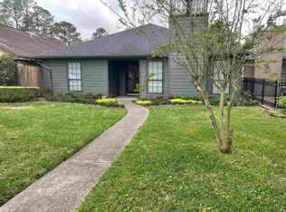 11 Sandelwood Trl, Beaumont, TX 77706