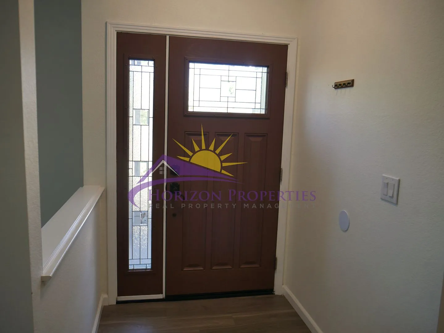 Spacious 4 Bed 2.5 Bath 2,448sqft El Dorado Hills home — Photo 3