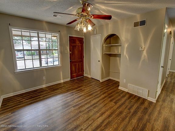 5th image of 2184 Coral Hills Dr