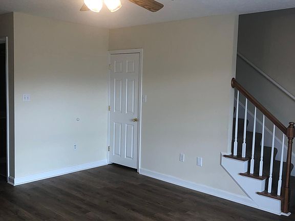 2nd image of 34 Lees Ct