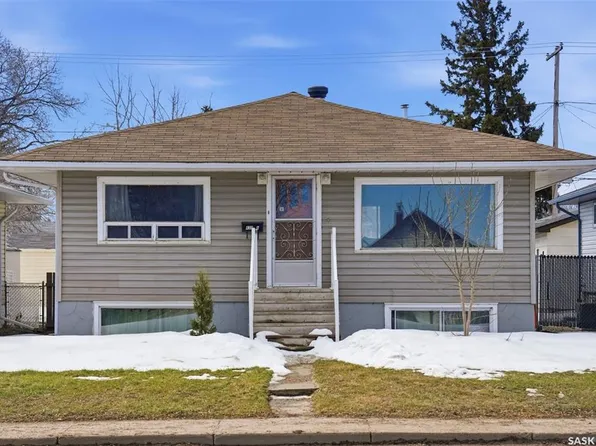 439 22nd STREET E, Prince Albert, SK S6V 1V5