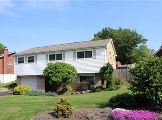 11 Concord Dr, Irwin, PA 15642