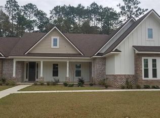 5018 Red Oak Dr, Milton, FL 32583