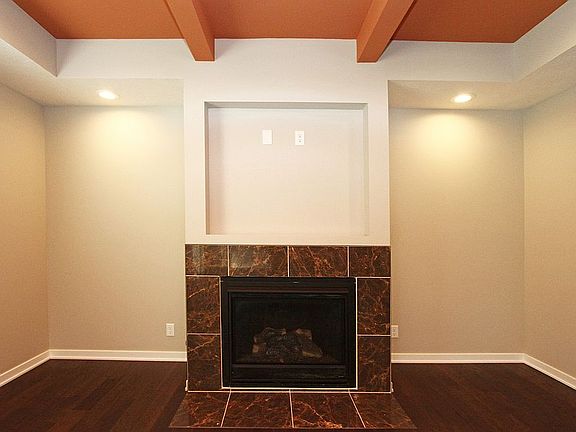 3rd image of 432 S 55th St
