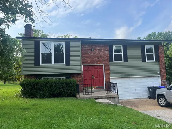 6 Golden Oak Ct, Valley Park, MO 63088