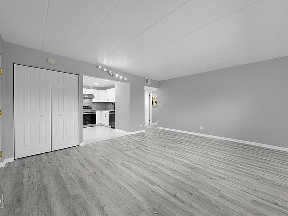 3rd image of 3853 N Parkway Dr APT 1A