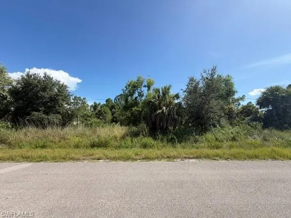 512 47th AVE NE, NAPLES, FL 34120